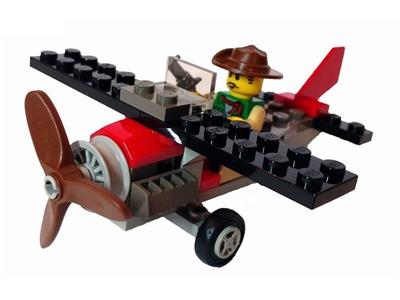 7422 LEGO Adventurers Orient Expedition Red Eagle thumbnail image