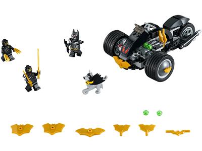 76110 LEGO Batman The Attack of the Talons thumbnail image