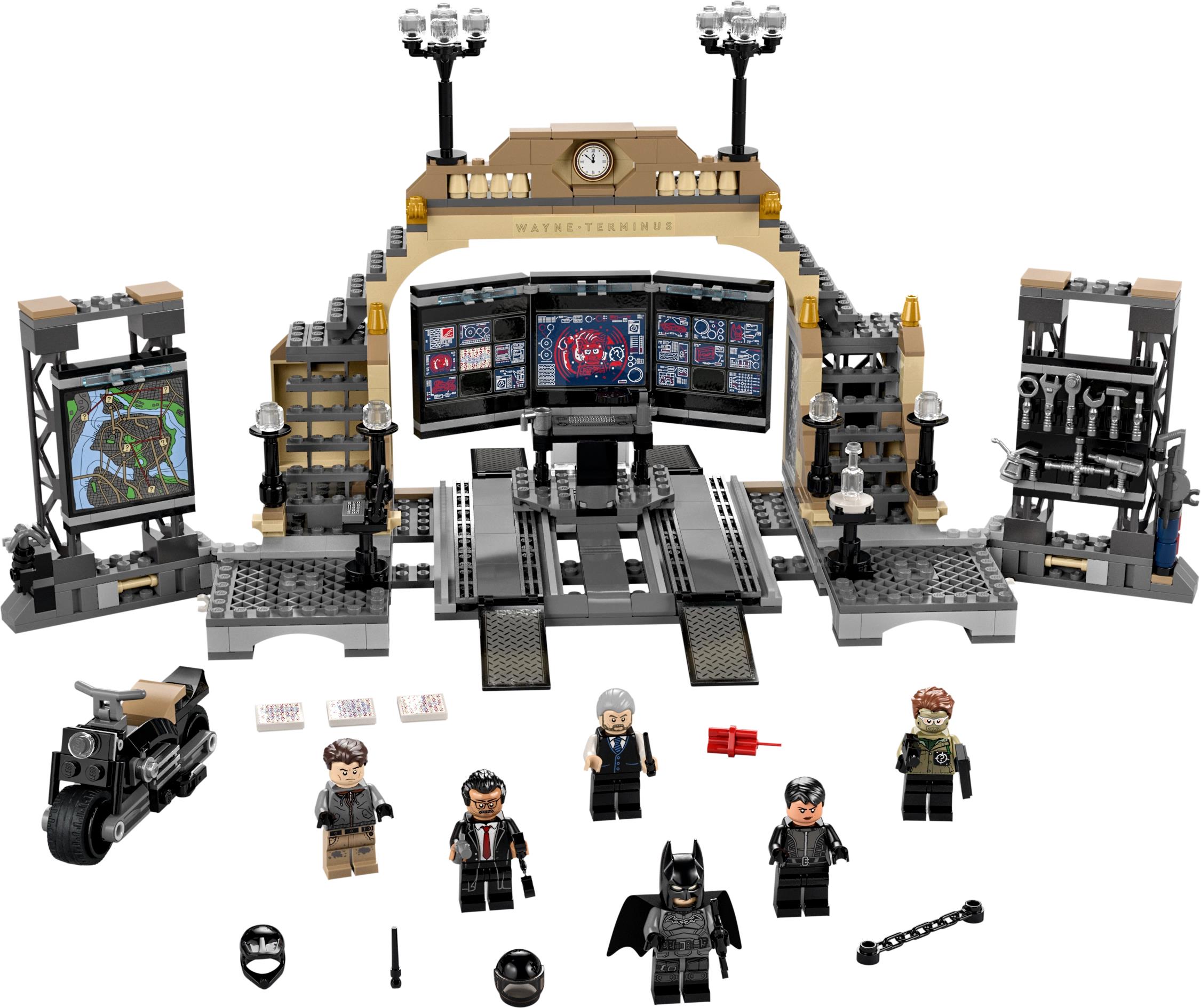 The Batman 2022 LEGO sets: Batcave, Riddler, Catwoman chase