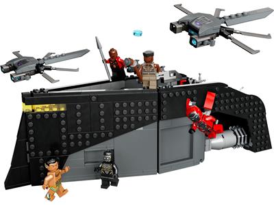 76214 LEGO Black Panther Wakanda Forever Black Panther War on the Water thumbnail image