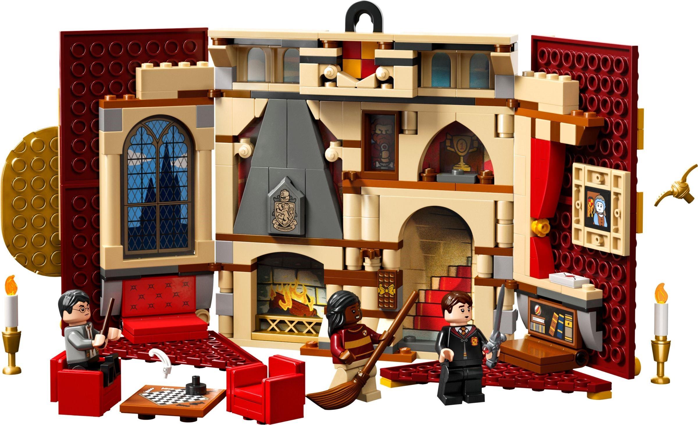 LEGO 76409 Harry Potter Gryffindor House Banner | BrickEconomy