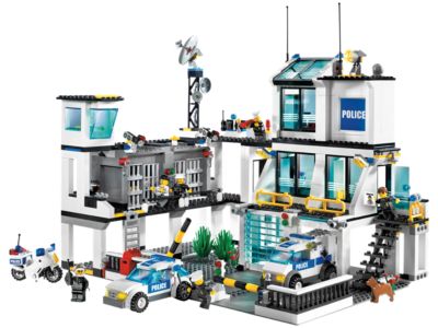 labyrint fokus Fare LEGO 7744 City Police Headquarters | BrickEconomy