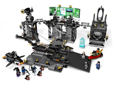 7783 LEGO Batman The Batcave The Penguin and Mr. Freeze's Invasion