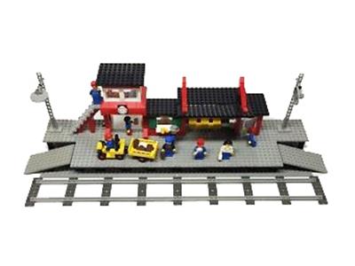 7824 LEGO Trains Railway Station thumbnail image