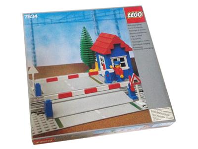 7834 LEGO Trains Level Crossing