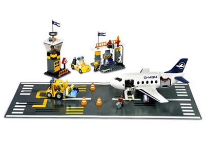 7840 LEGO Duplo Airport Action Set