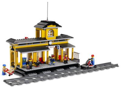 7997 LEGO City Train Station thumbnail image