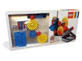 800 LEGO Gears, Motor and Bricks
