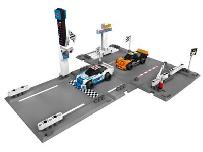 8125 LEGO Tiny Turbos Thunder Raceway