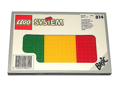 814 LEGO Baseplates, Green, Red and Yellow