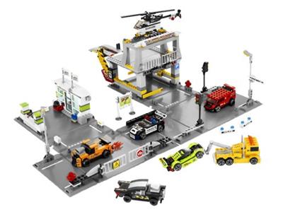 8186 LEGO Tiny Turbos Street Extreme thumbnail image