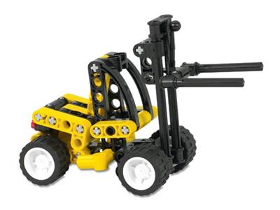 8441 LEGO Technic Fork-Lift Truck thumbnail image