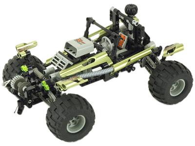 8465 LEGO Technic Extreme Off-Roader thumbnail image