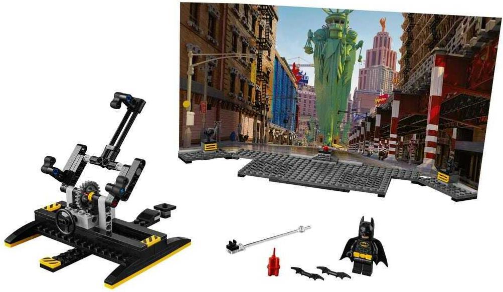 The LEGO Batman Movie Sets: Seeking Moderation in the Interests of