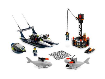 8633 LEGO Agents Speedboat Rescue thumbnail image