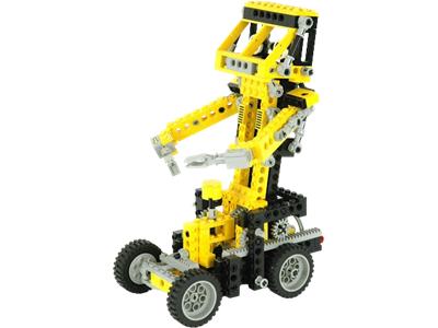 8852 LEGO Technic Robot thumbnail image