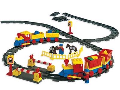 9139 LEGO Dacta Duplo Push Train Set