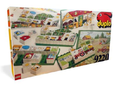 9221 LEGO Dacta Duplo Town Scene Mosaics thumbnail image