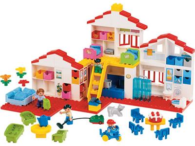 9231 LEGO Education Duplo Playhouse Set