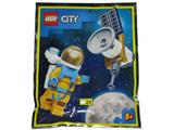 952205 LEGO City Astronaut and Satellite thumbnail image