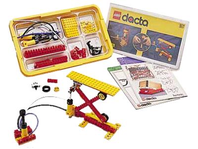 9617 LEGO Dacta Technic Introducing Air Power 