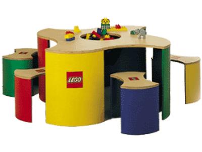 9806 LEGO Play Table thumbnail image