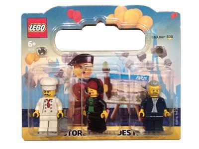 Paris Forum Des Halles Exclusive Minifigure Pack thumbnail image